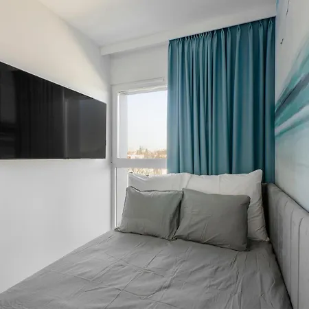 Centrum Wigury Parking Dostep Na Kod Bialy