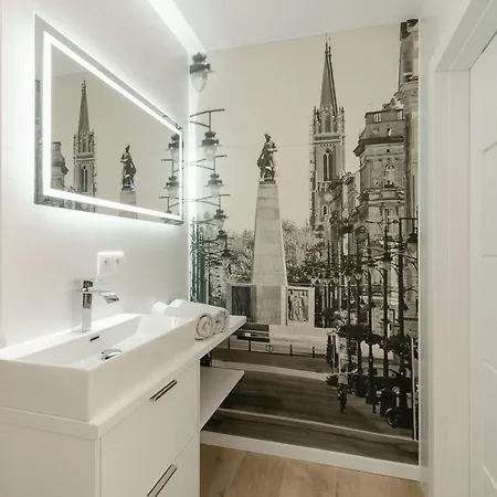 Centrum Wigury Parking Dostep Na Kod Bialy * وودج