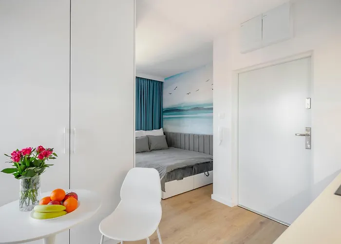 Centrum Wigury Parking Dostep Na Kod Bialy Lägenhet Łódź